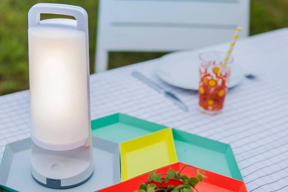 Lampe de table solaire Dragonfly blanc Lutec 4250294310897