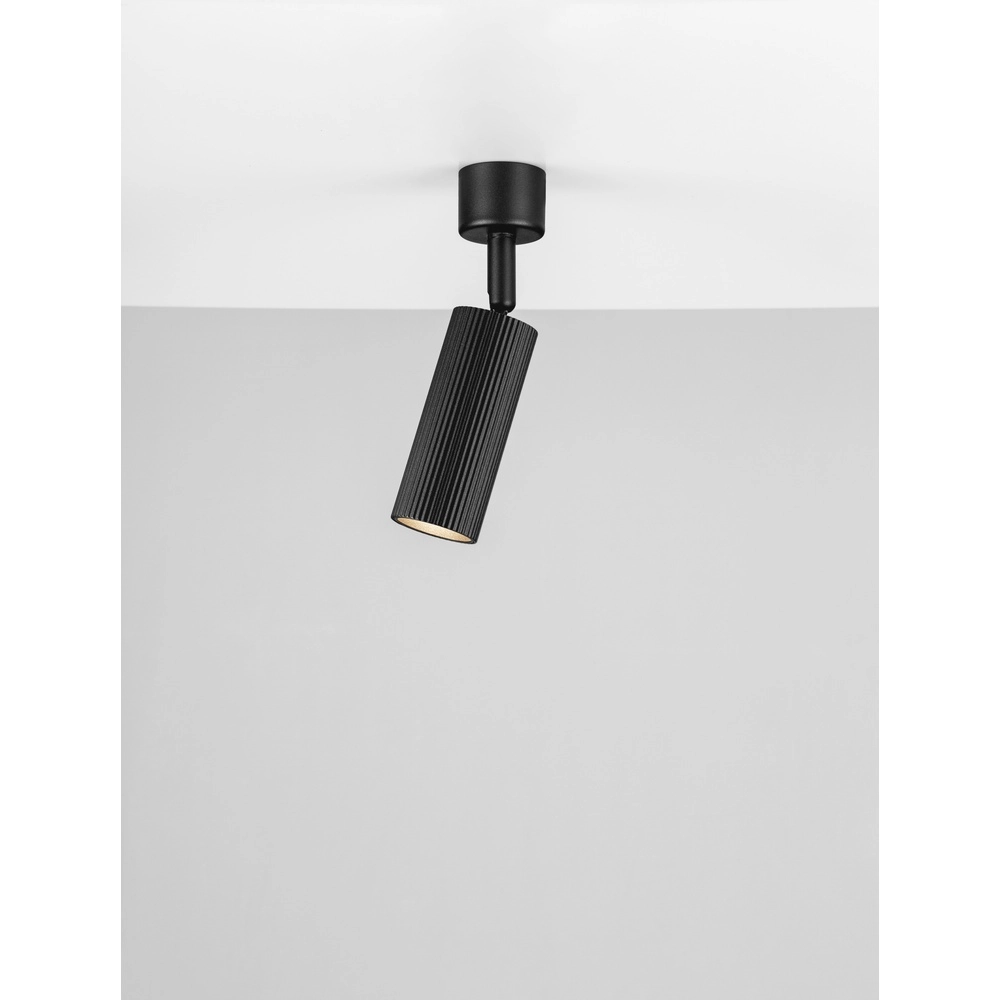 Spot de plafond Comet Orientable noir Lyora 5212017475770