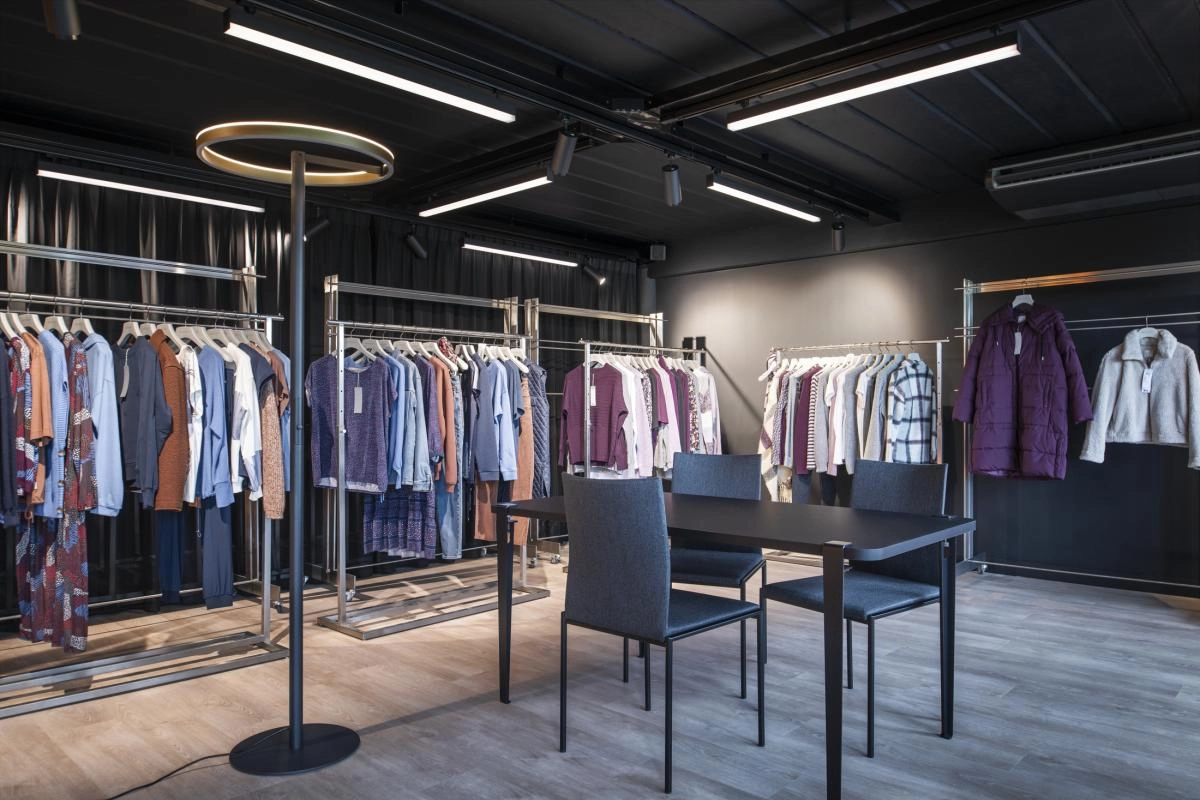 Railspot 3-phasé Numinos Zoom M Dali noir 3000K - 15 deg SLV 4024163261975