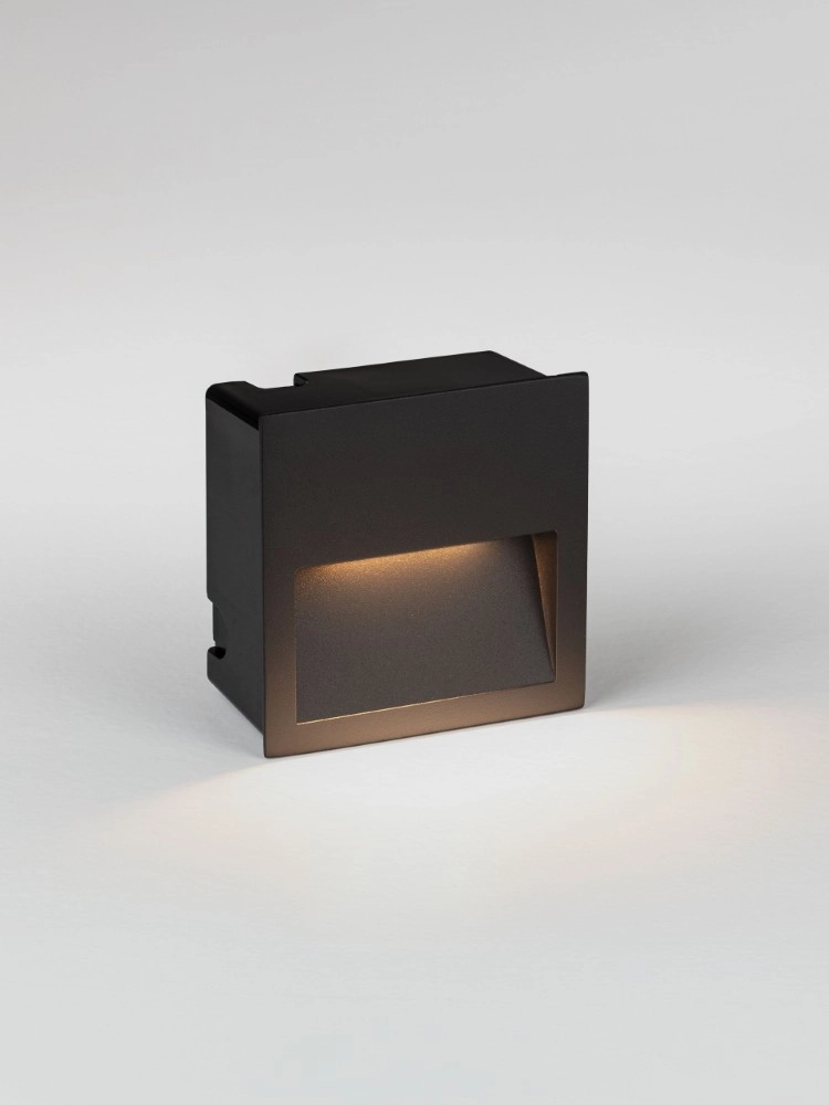 Lumière noire en retrait Til Conception Lyora 5212017498007