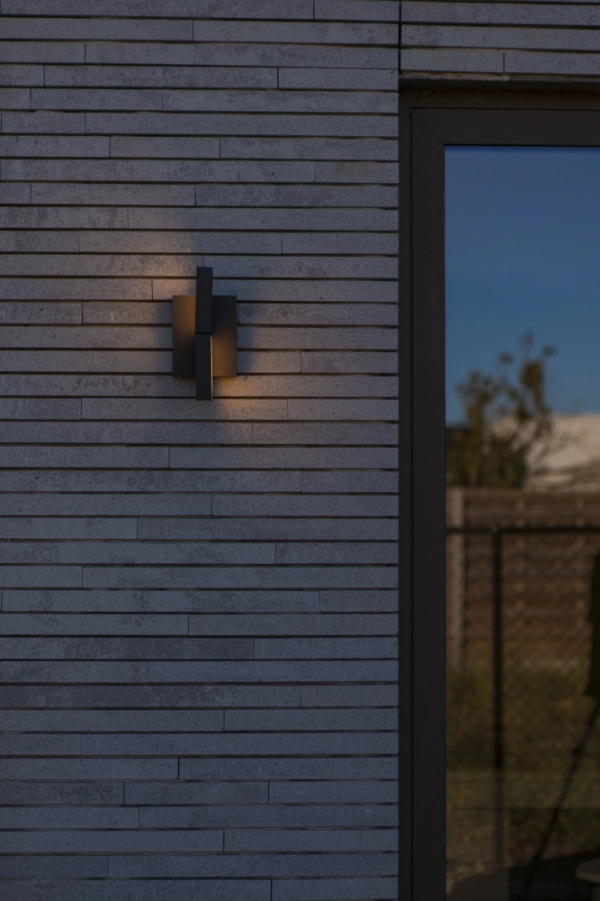 Lampe murale unique Twisto gris Lutec 6939412018157