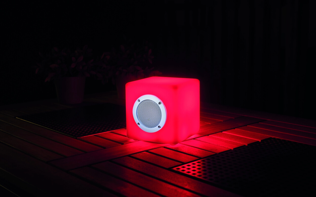 Lampe de table Cube 15 RGB avec haut-parleur GardenLights 5907800857511