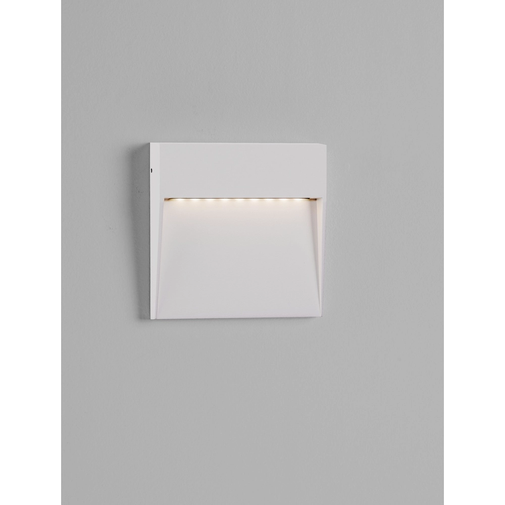 Applique murale carrée Fem blanc Lyora 5212017478931