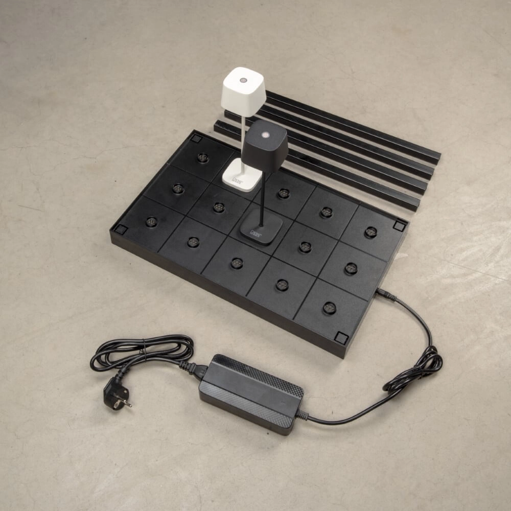 Noir Oplaadpaneel pour 15 lampes de table KonstSmide 7318307836752