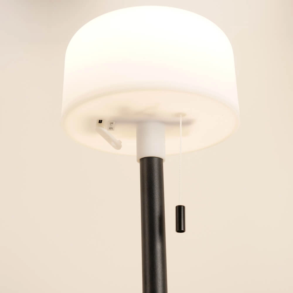 Lampe de terrasse design Montapalma noir et blanc Eglo 9002759758912