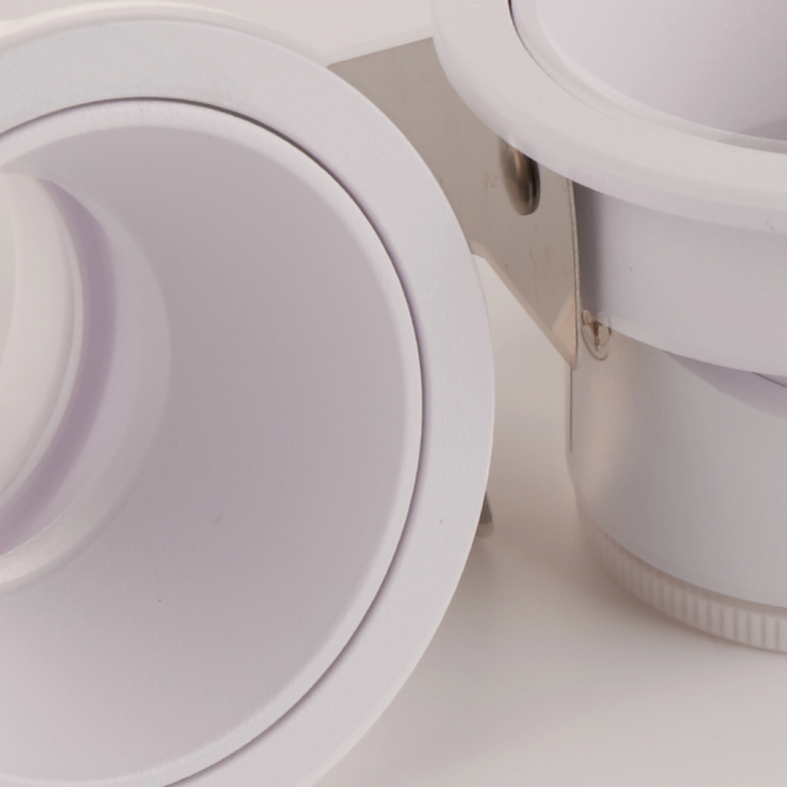 Projecteur encastré Mini blanc avec un bord Lyora 5053423275659