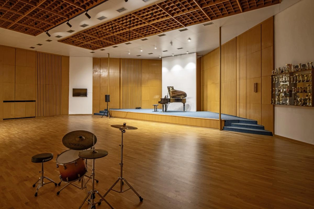 Spot en saillie Numinos L cylindre noir 3000K - 36 deg SLV 4024163244732