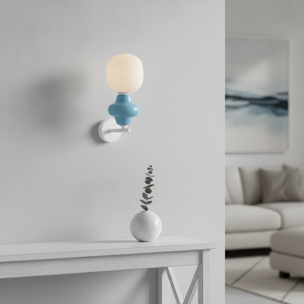 Applique murale Clio céramique bleue avec verre blanc