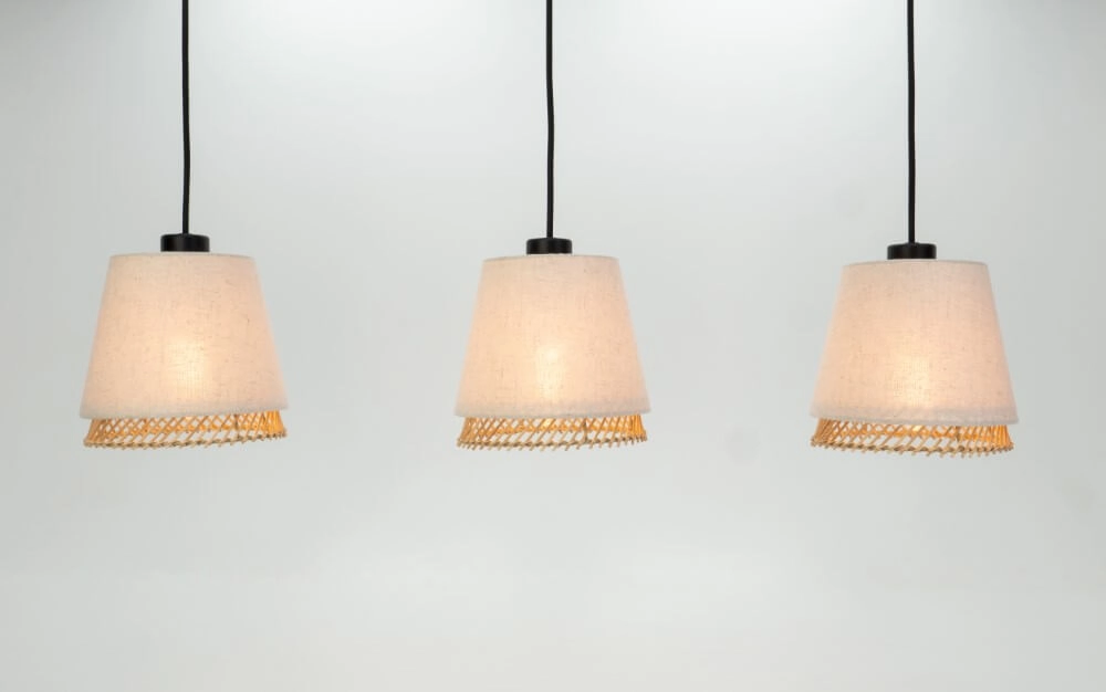 Lampe suspendue 3 lumières Tabley lin avec rotin Eglo 9002759439767