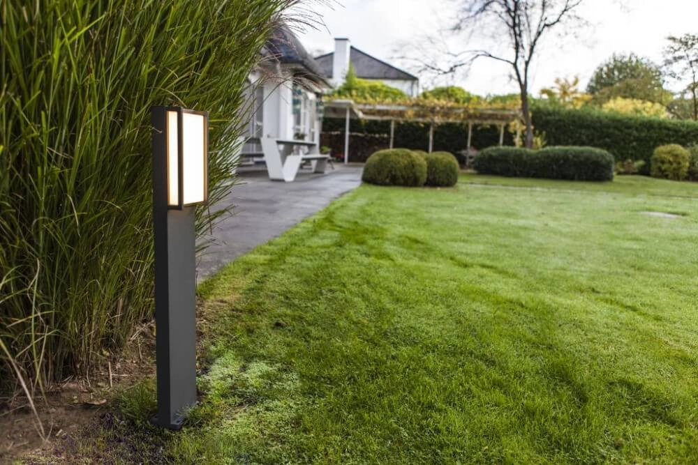 Éclairage de chemin design Qubo anthracite Lutec 6939412079103