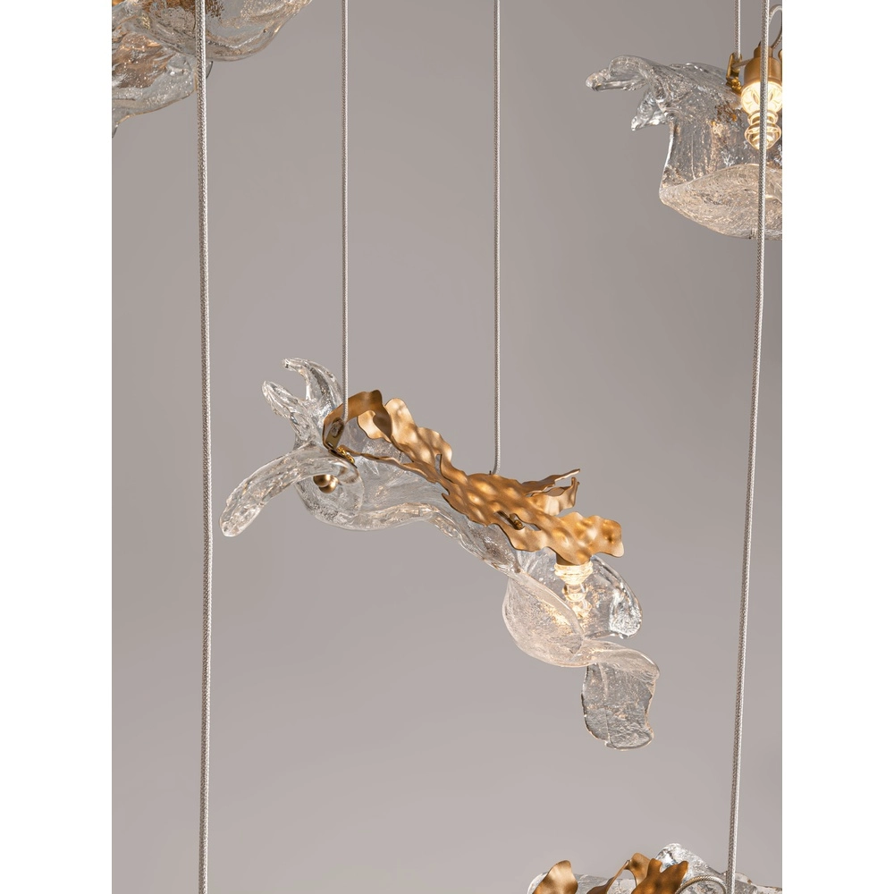 Lampe pendante dorée Avesa avec du verre clair Ø 100 cm Lyora 5212063500440