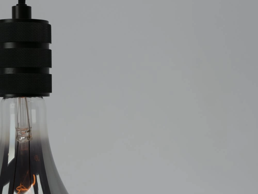 Pendule noire Yorth Eglo 9002759438012