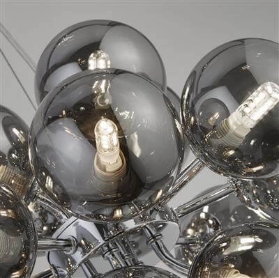 Lampe suspendue Verre Berry Globe 17 lumières noir avec verre fumé Searchlight 5053423190471