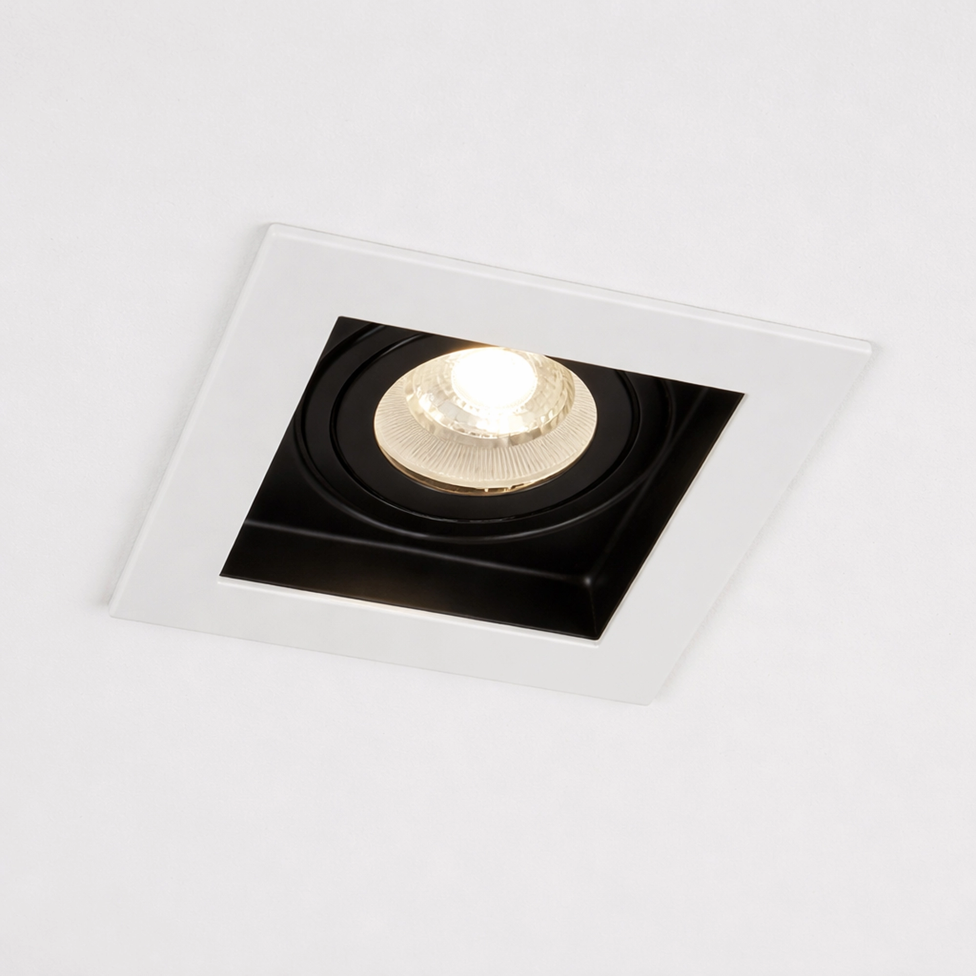 Projecteur carré encastré Grid Noir