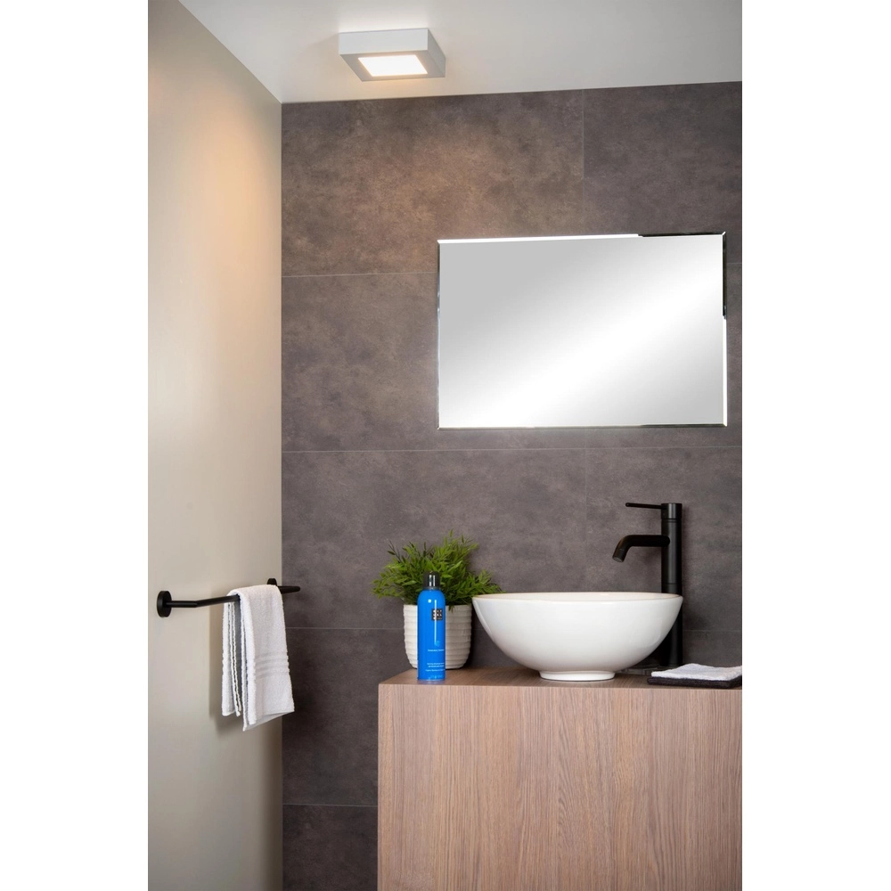 Éclairage de plafond Brice-Led 16,8 cm carrés blanc IP44 Lucide 5411212281333