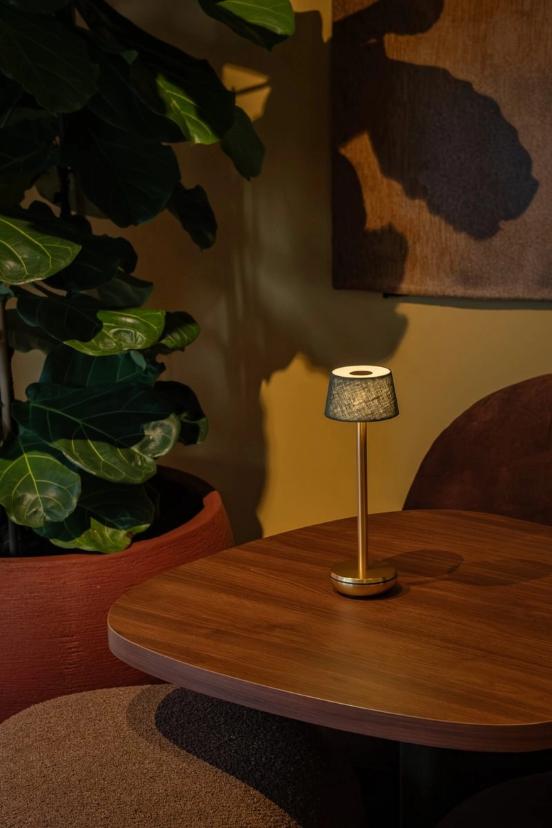 Air Gold/Emerald Linen Lampe de table rechargeable Humble 8721154303534