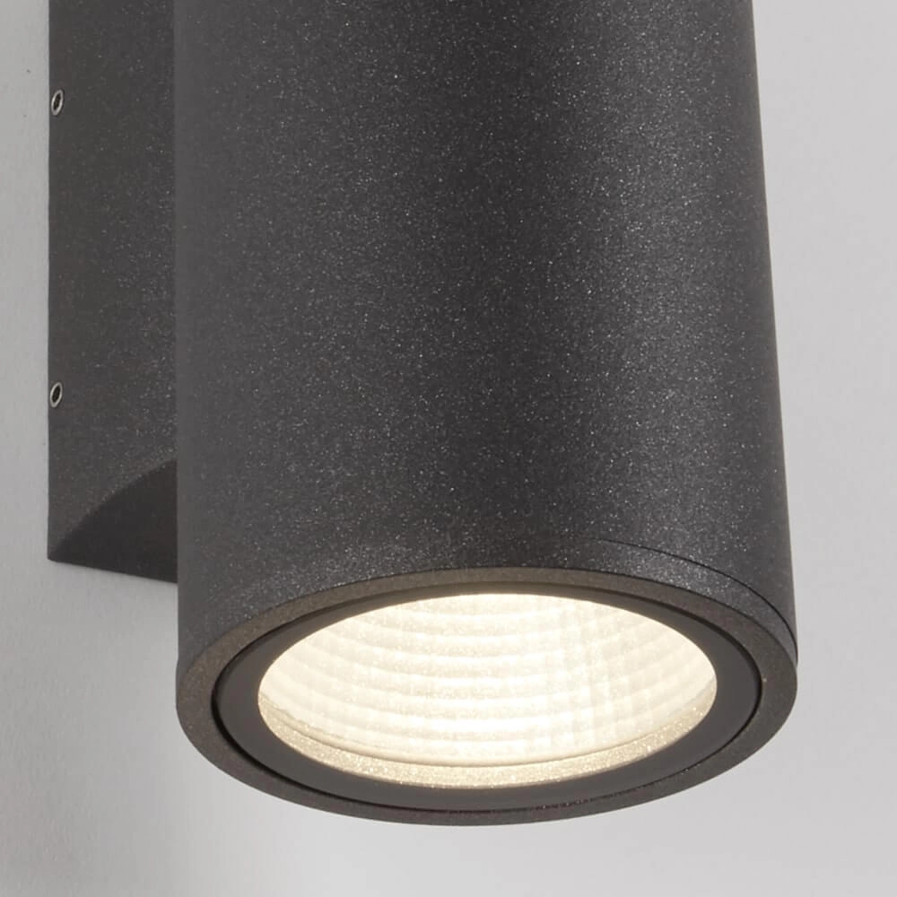 Applique Connaught noir Lyora