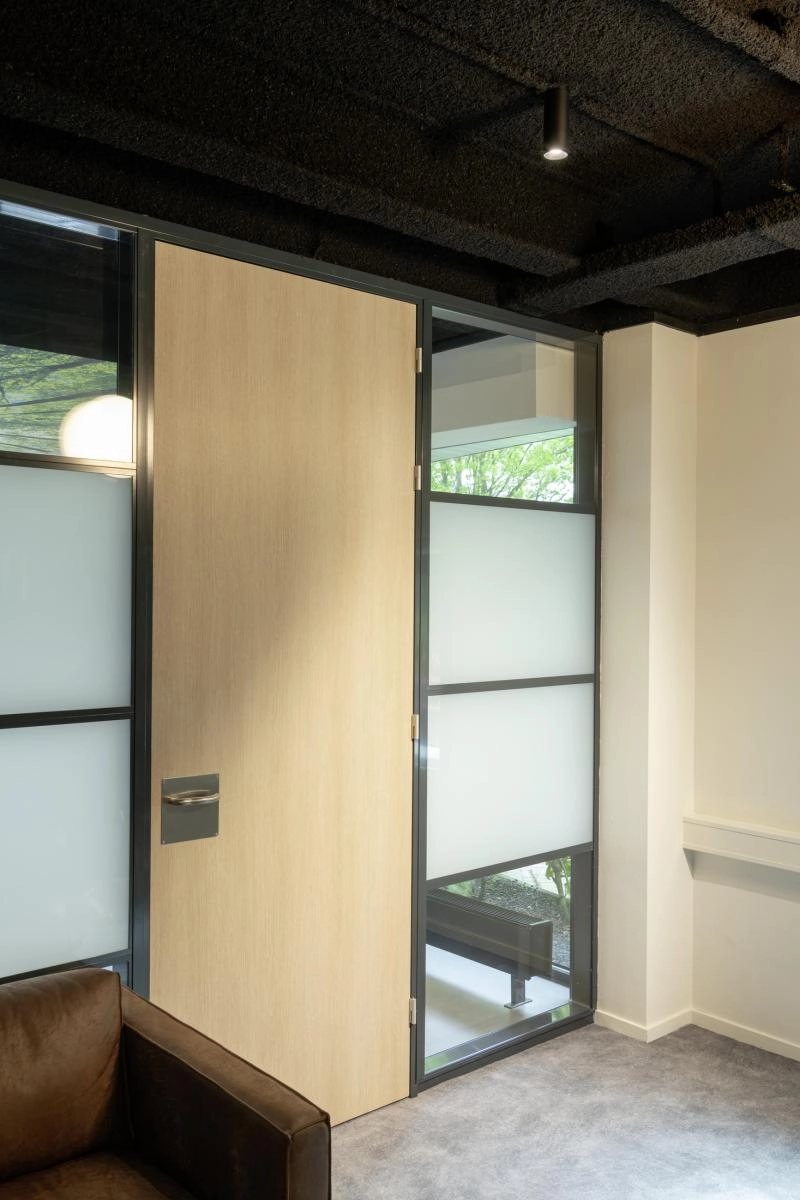 Spot en saillie Numinos S cylindre noir 3000K - 36 deg SLV 4024163242813