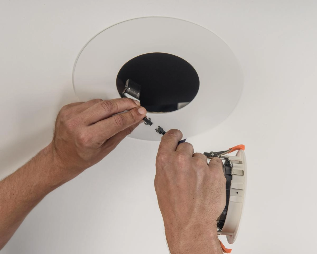 Cadre de montage avant Numinos M rond 240/120mm blanc SLV 4024163262224