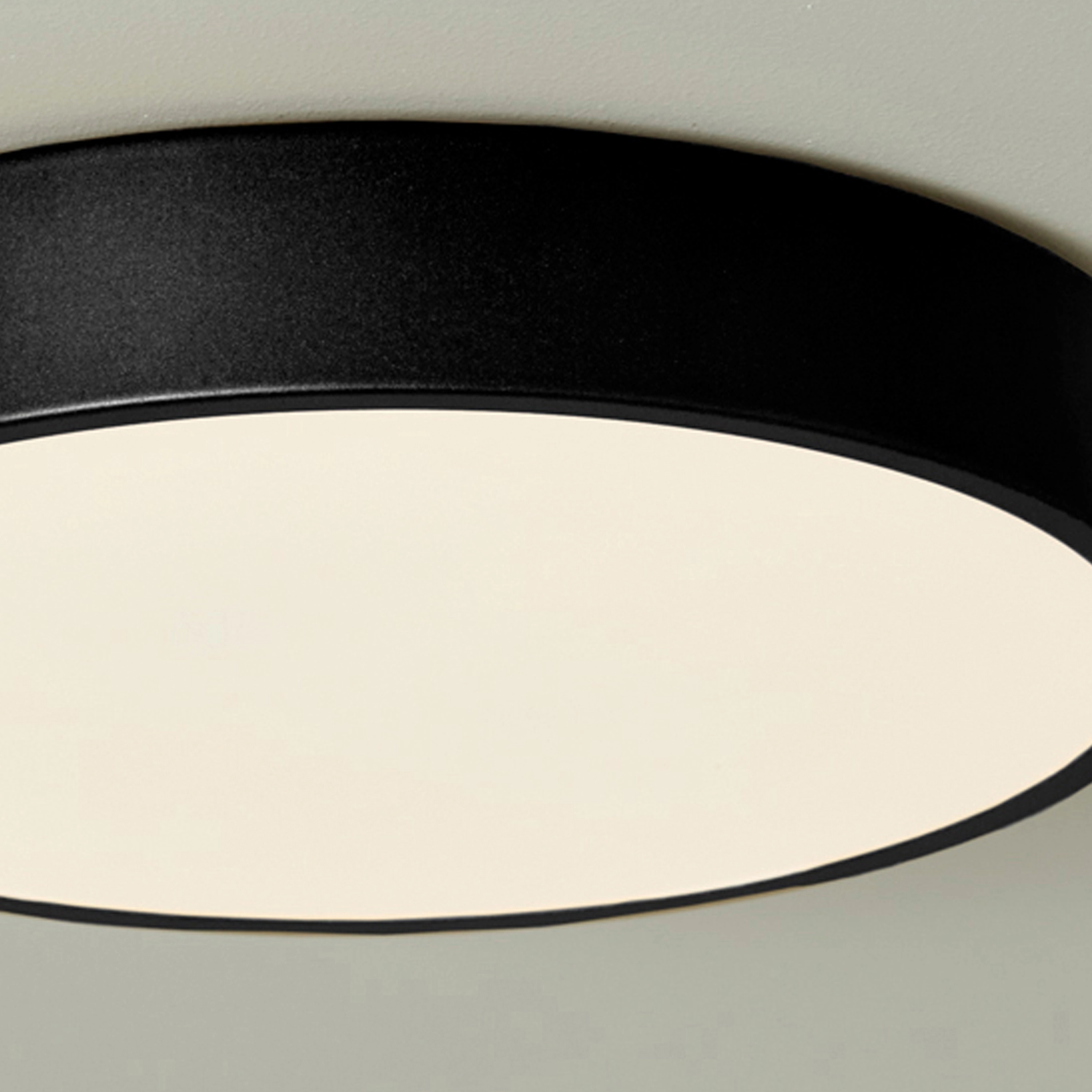 Éclairage de plafond Grace Ø 30cm noir Lyora 5053423315737