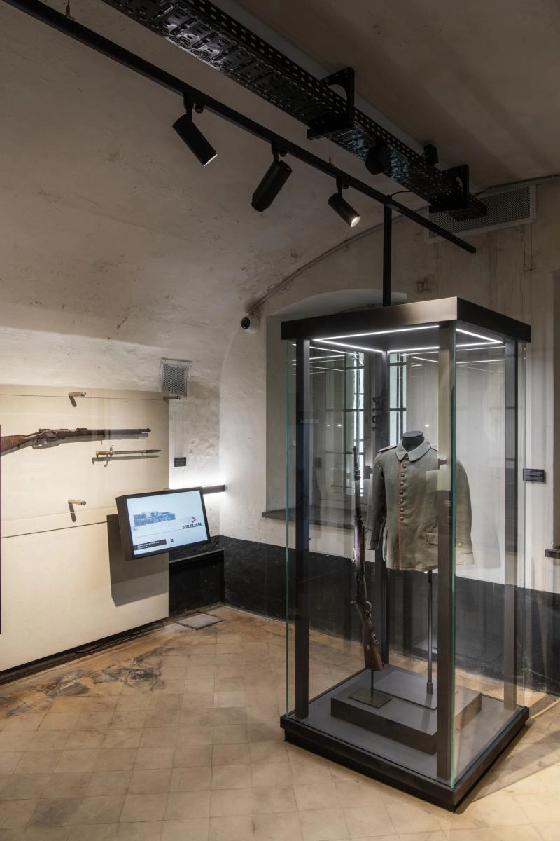 Railspot 3-phasé Numinos Zoom M noir 3000K - 15 deg SLV 4024163262033