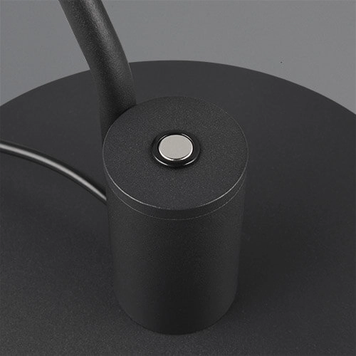 Lampe de bureau LED Manduro noir Trio 4017807615999