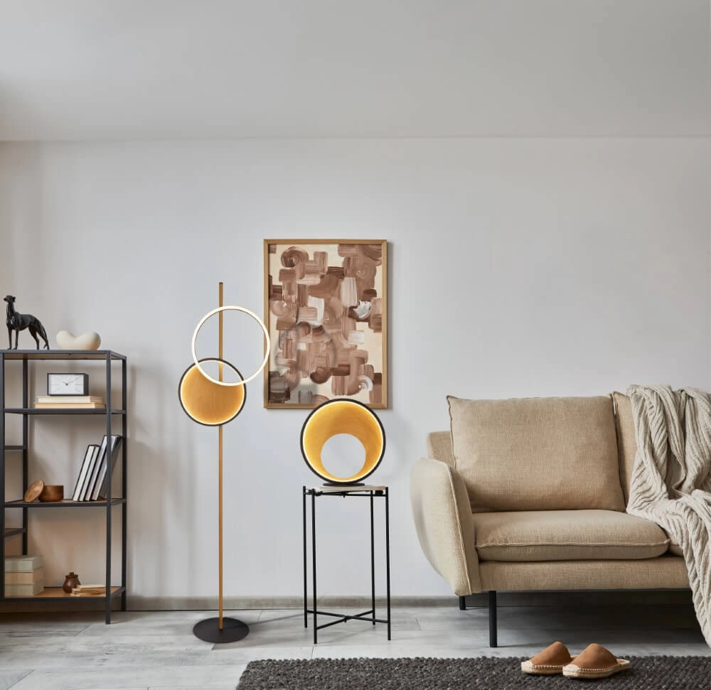 Lampadaire design Curio noir avec du bois Searchlight 5053423245232