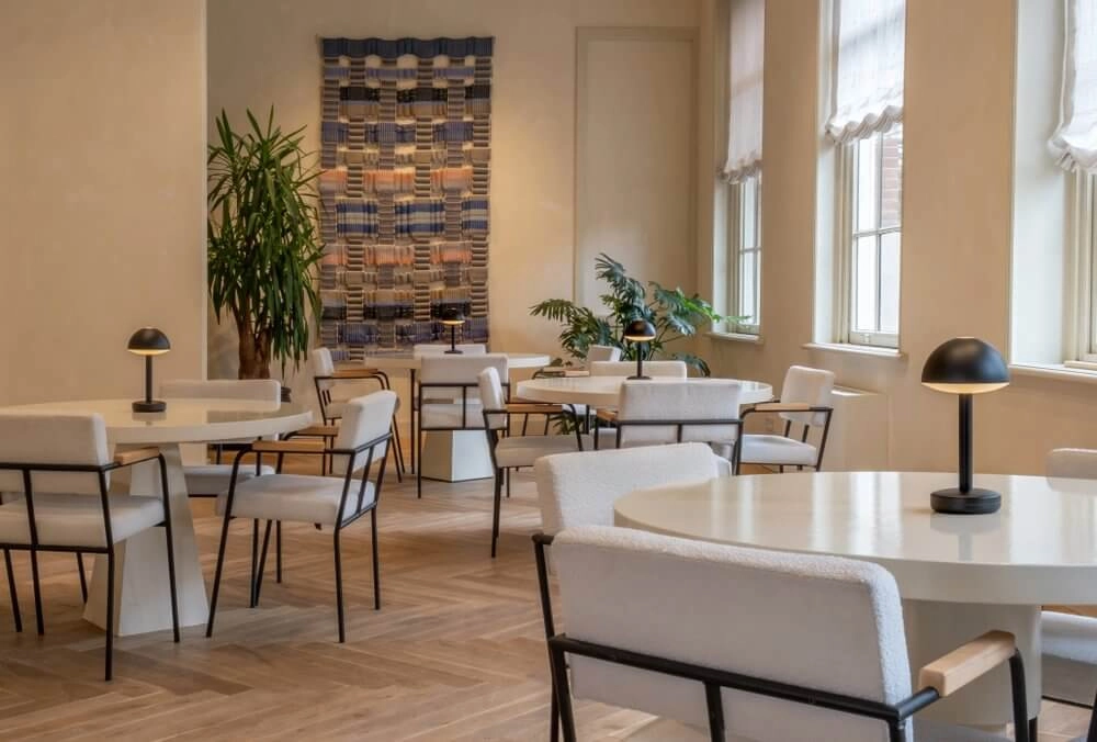 Lampe de table rechargeable Bug Black Humble 7446023313315