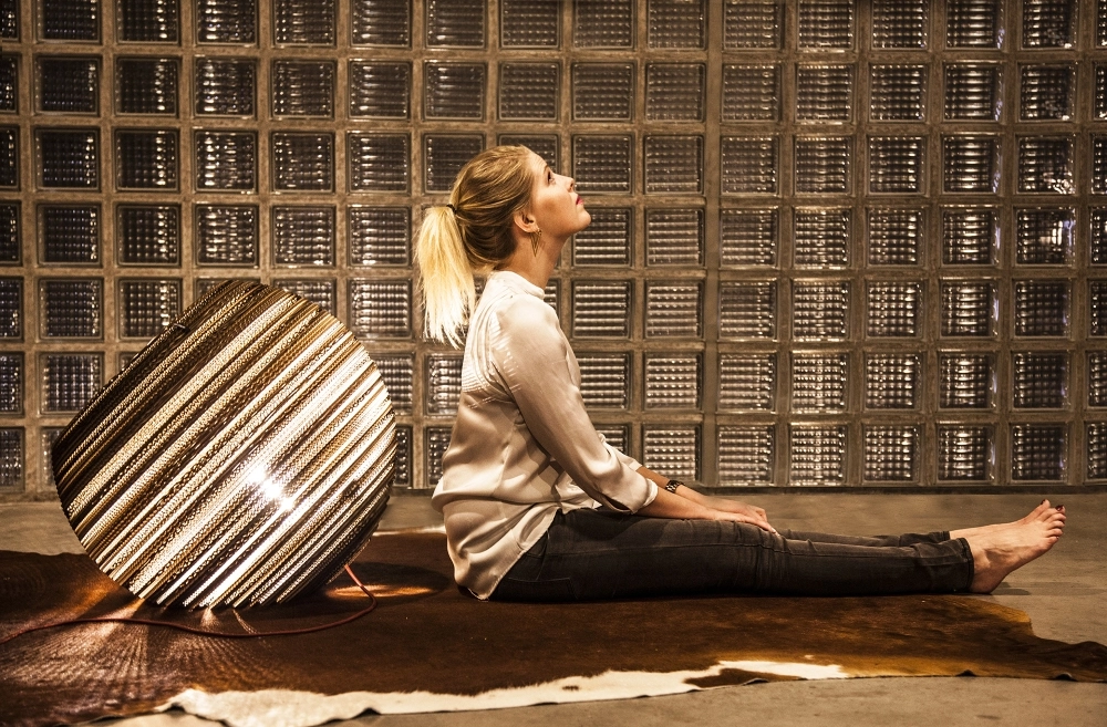 Globe 640 Lampe de table en carton Ø 64cm Think Paper 8720165407149