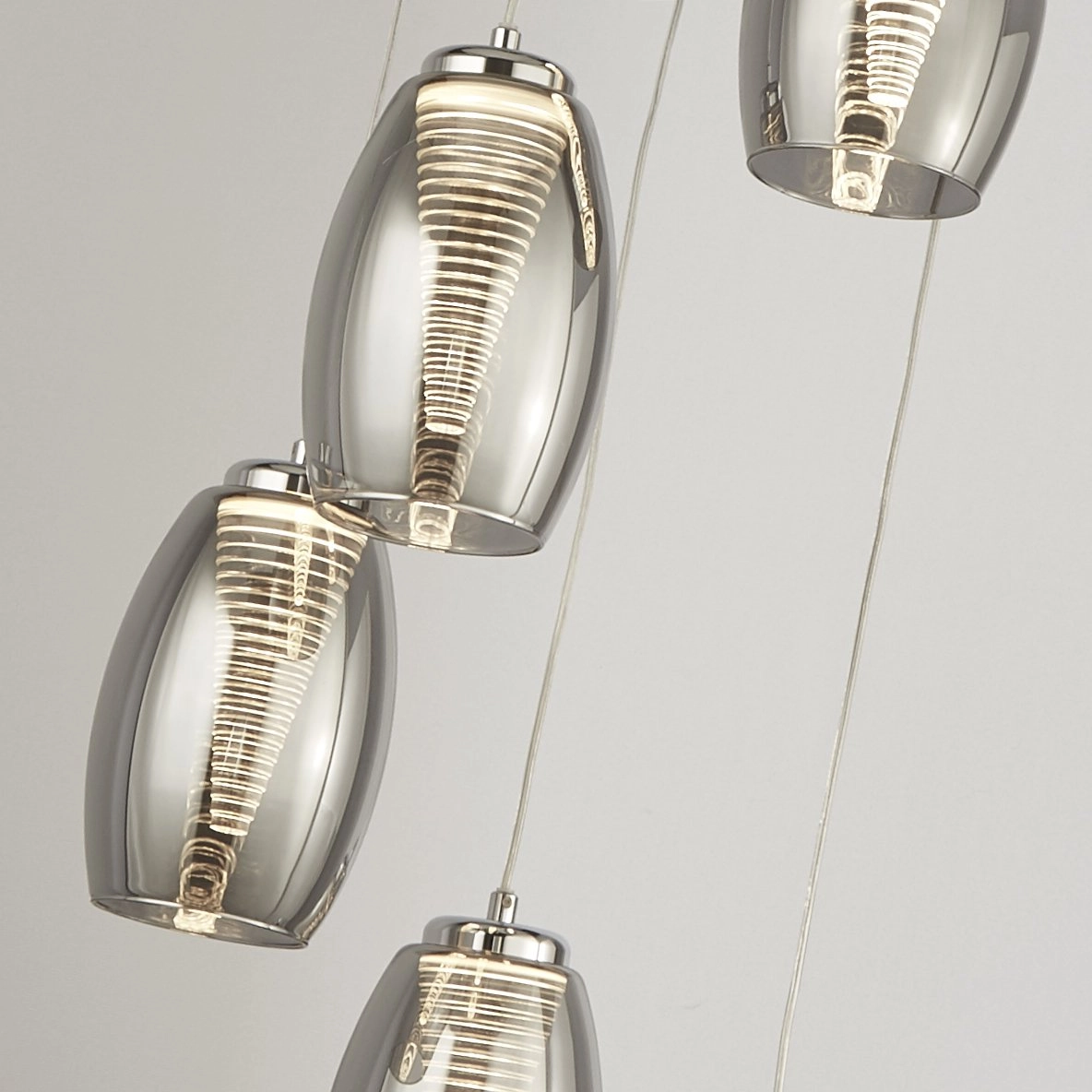 Suspension loft à 5 lumières Cyclone 5 lumières Searchlight 5053423174433