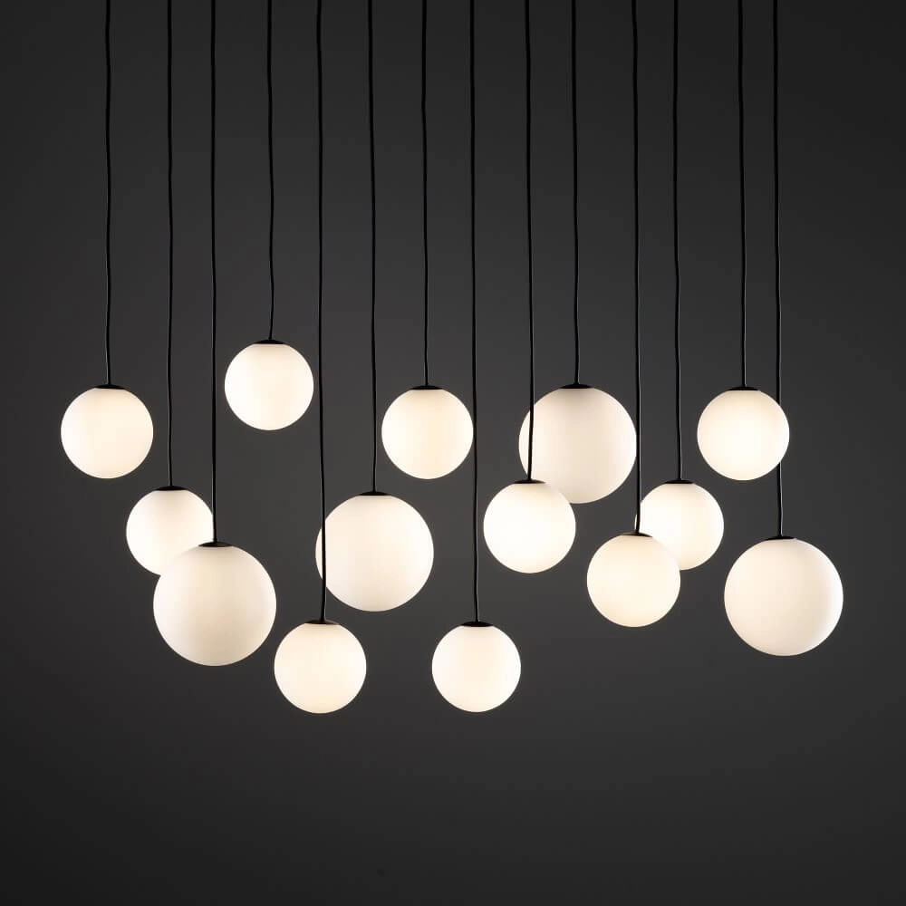 Suspension 14 lumières Snowball noir avec verre blanc Lyora 5903139114080