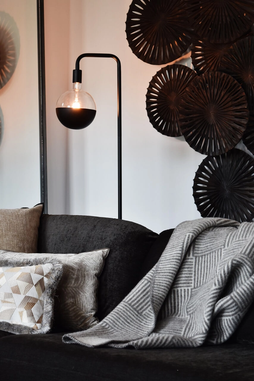 Lampadaire noir Calexa Circle 8712879147398